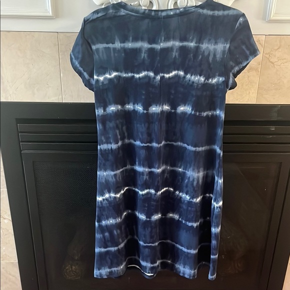 Market & Spruce Blue Tie-Dye V-Neck dress - Picture 4 of 4